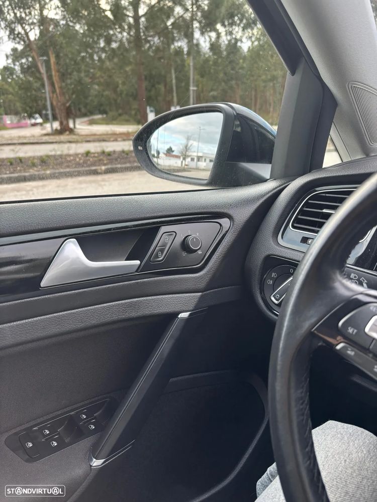 VW Golf 1.0 TSI Sound - 8