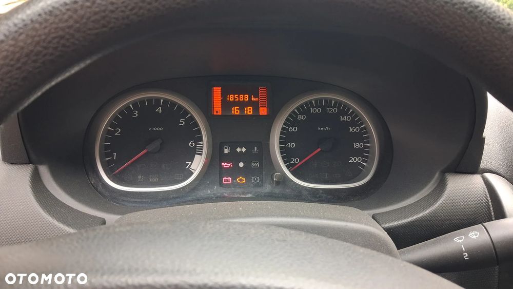 Dacia Duster 1.6 - 8
