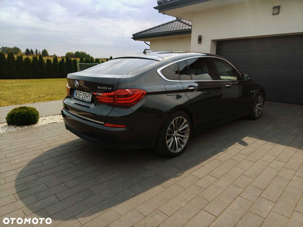 BMW 5GT - 4