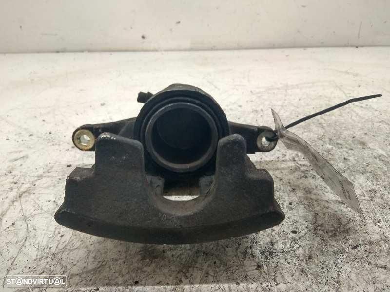 CALÍPER DE FREIO DIANTEIRO ESQUERDO TOYOTA AURIS - 1
