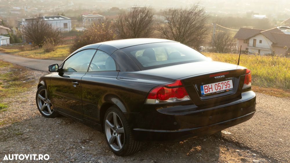 Volvo C70 2.0D Momentum - 39