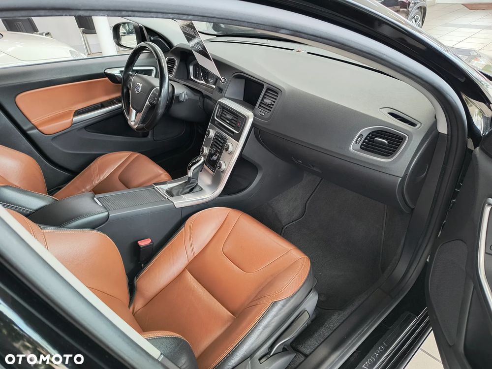 Volvo S60 T5 Drive-E Momentum - 7