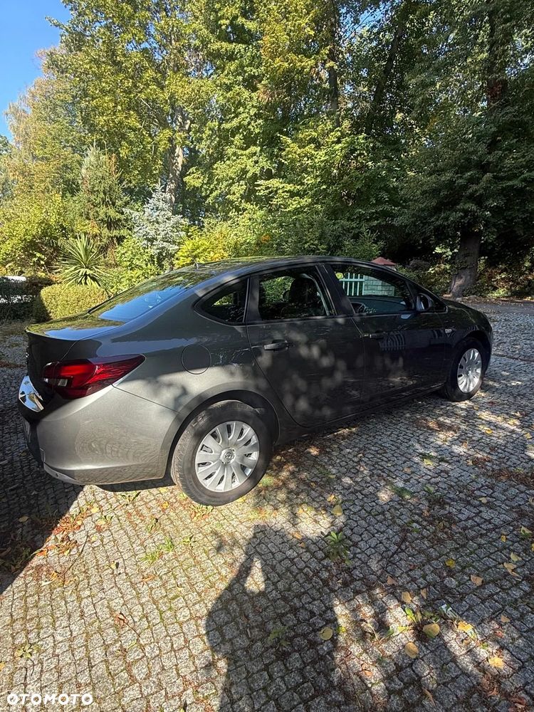 Opel Astra 2017 photo 5