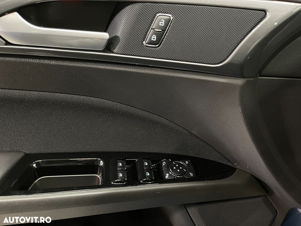 Ford Mondeo 2.0 HEV Titanium - 20