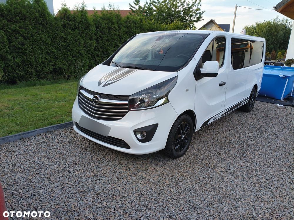 Opel Vivaro L2H1 2.9t Sport - 1