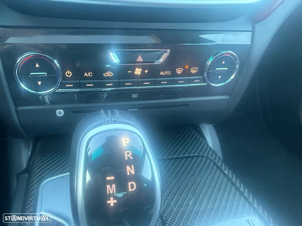 Maserati Ghibli 3.0 V6 - 17