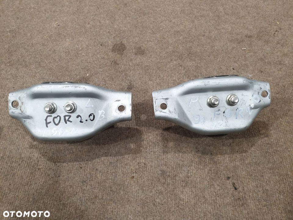 Poduszka Silnika Prawa i Lewa Subaru Forester 2.0i od 08 12 roku - 3