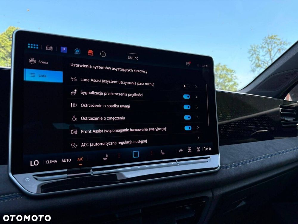 Volkswagen Tiguan - 17