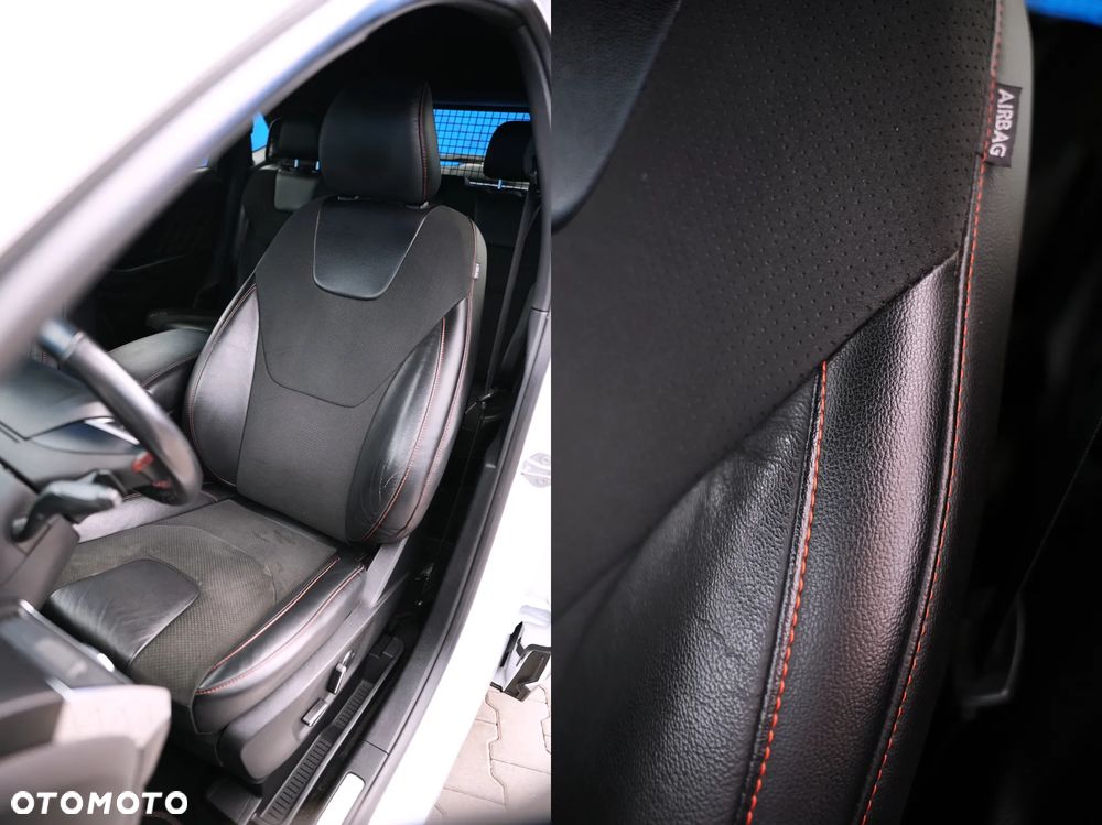 Ford Edge 2.0 EcoBlue Twin-Turbo 4WD Titanium - 36