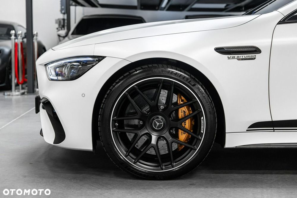 Mercedes-Benz AMG GT - 15