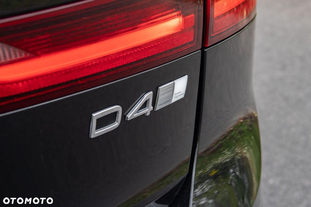 Volvo V90 D4 Inscription - 39