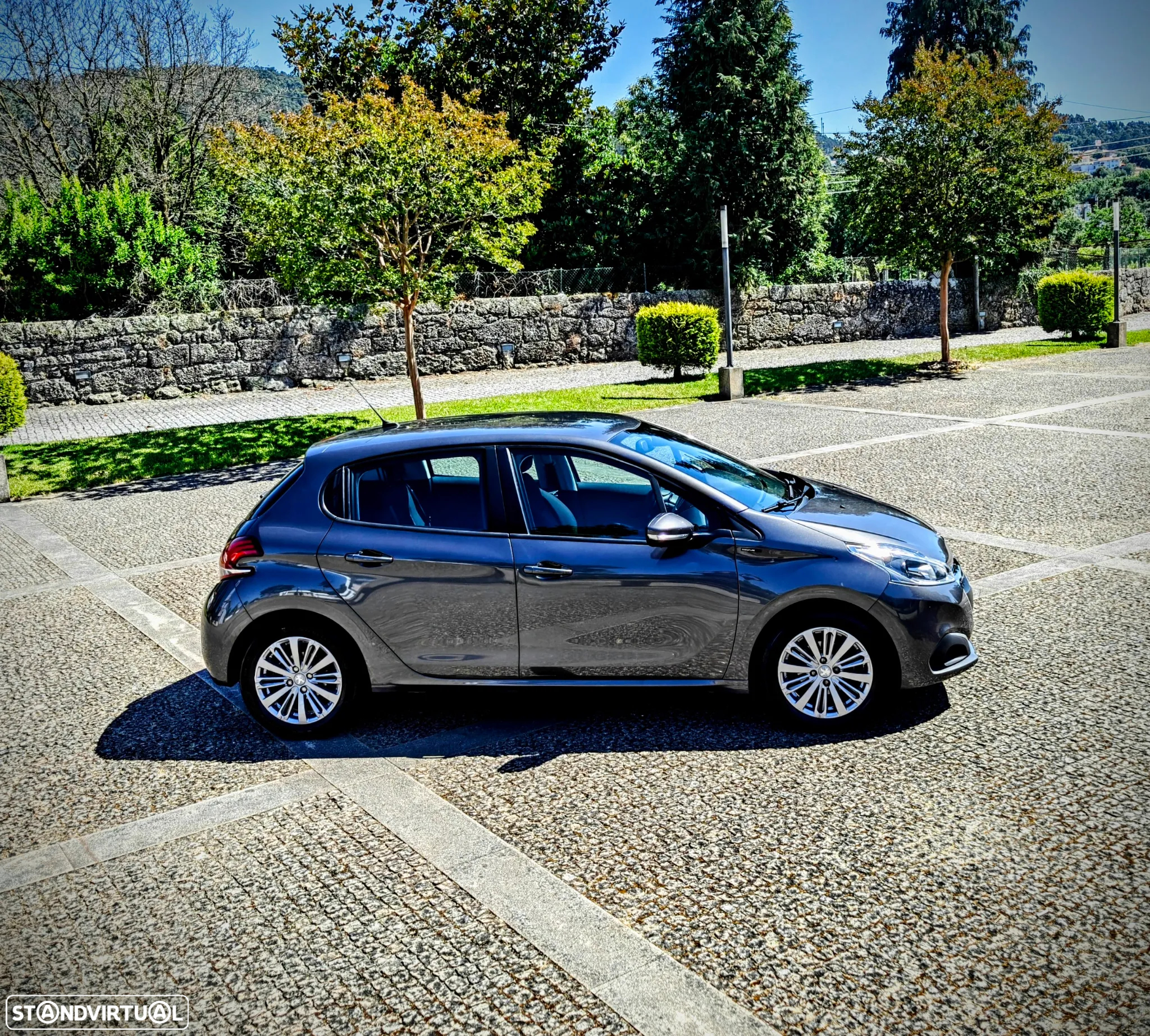 Peugeot 208 1.2 PureTech Style - 2