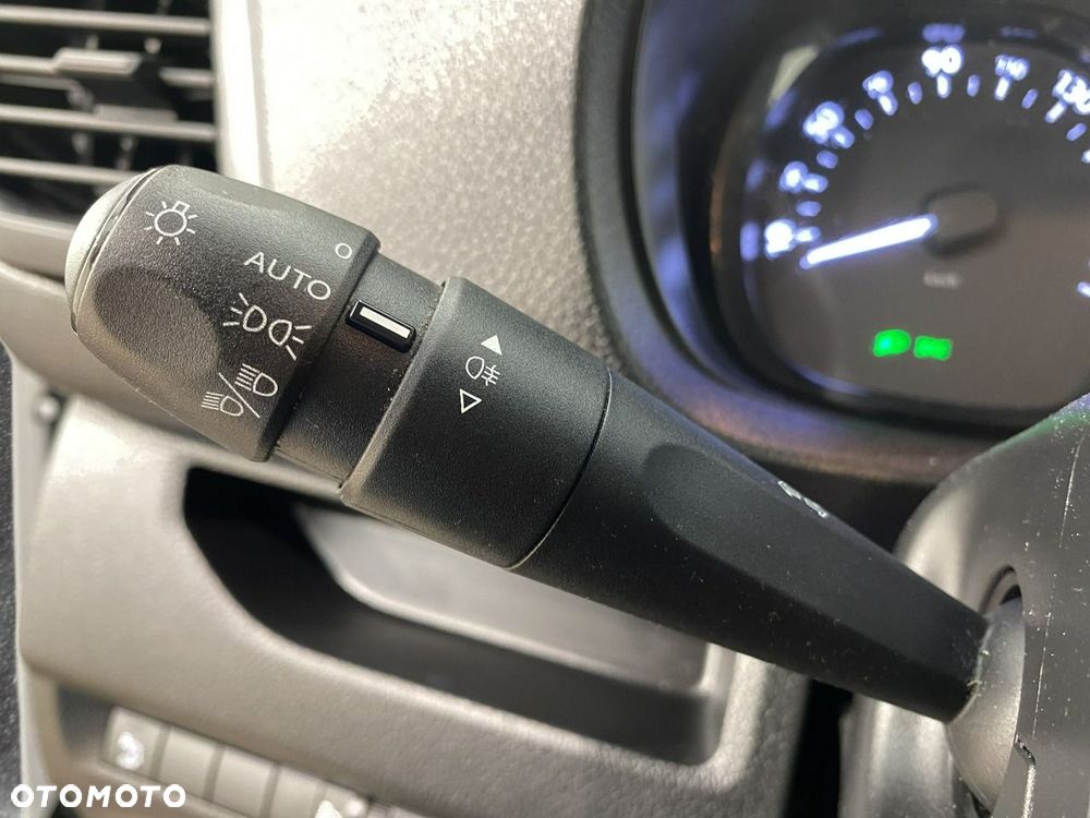 Toyota ProAce - 25