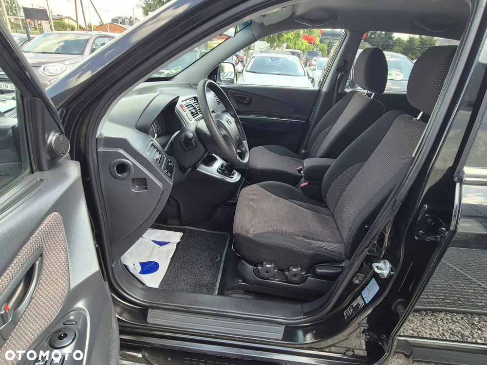 Hyundai Tucson 2.0 2WD GLS Style - 23