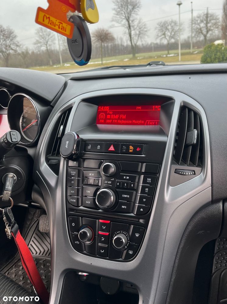 Opel Astra 1.7 CDTI Cosmo - 9