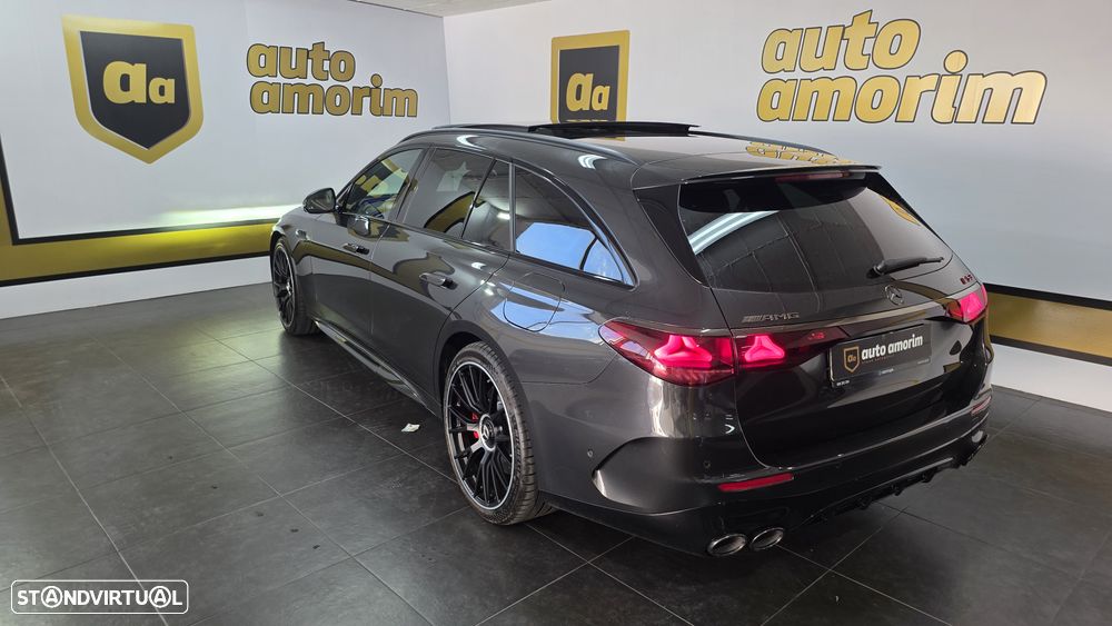 Mercedes-Benz E 53 AMG Hybrid 4Matic+ - 12