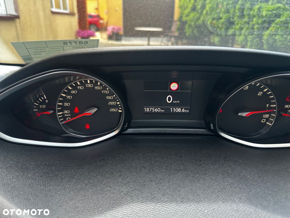 Peugeot 308 BlueHDi 130 Stop & Start Active - 11
