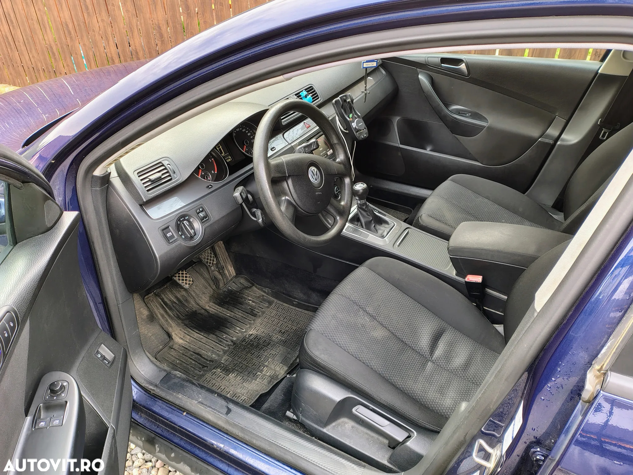 Volkswagen Passat - 8
