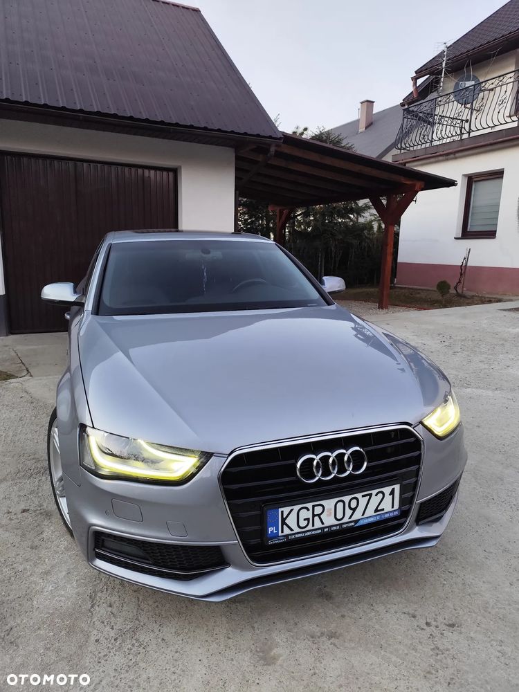 Audi A4 Limousine - 4
