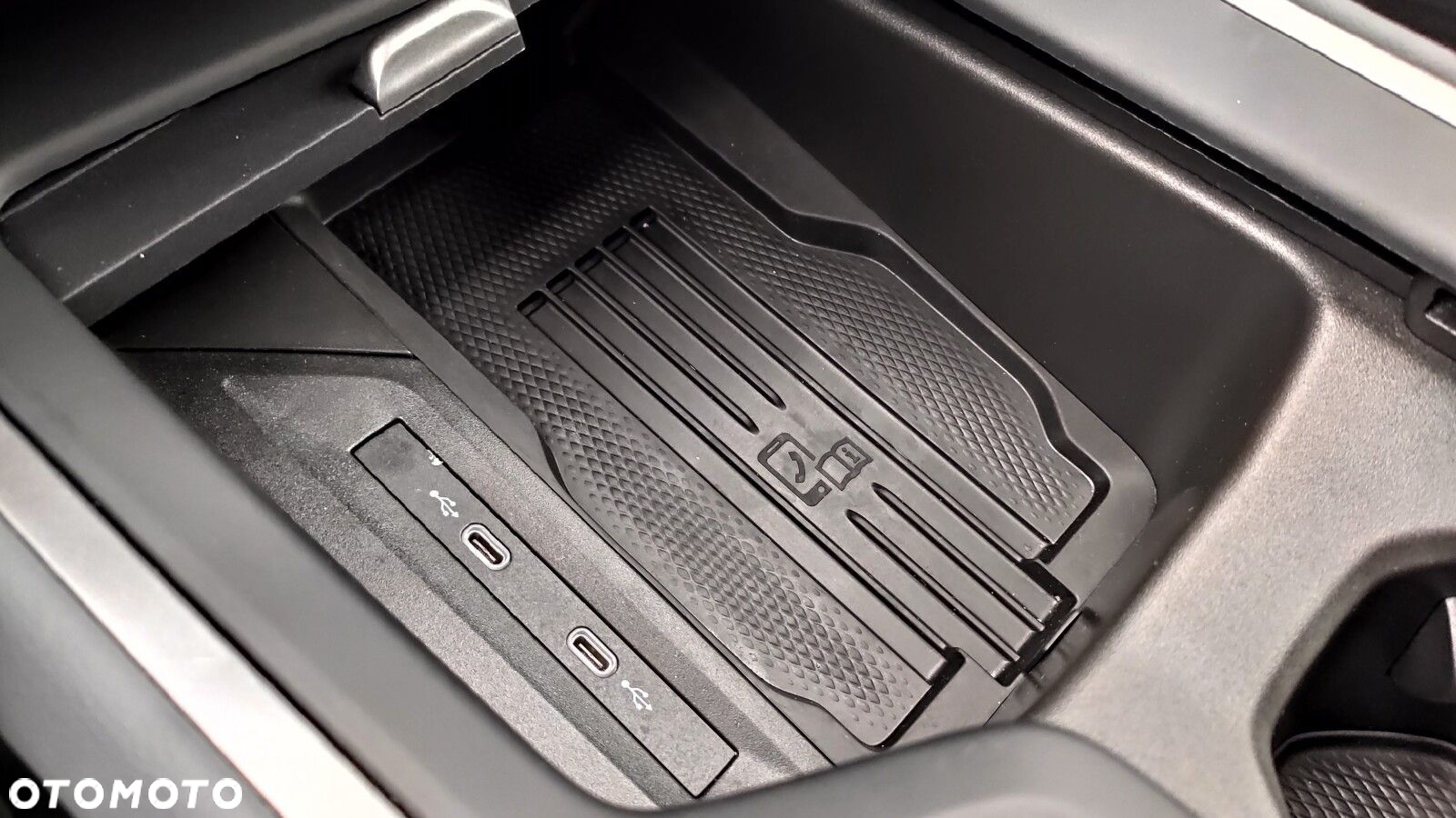 Volkswagen Passat 1.5 TSI eHybrid PHEV Business DSG - 32