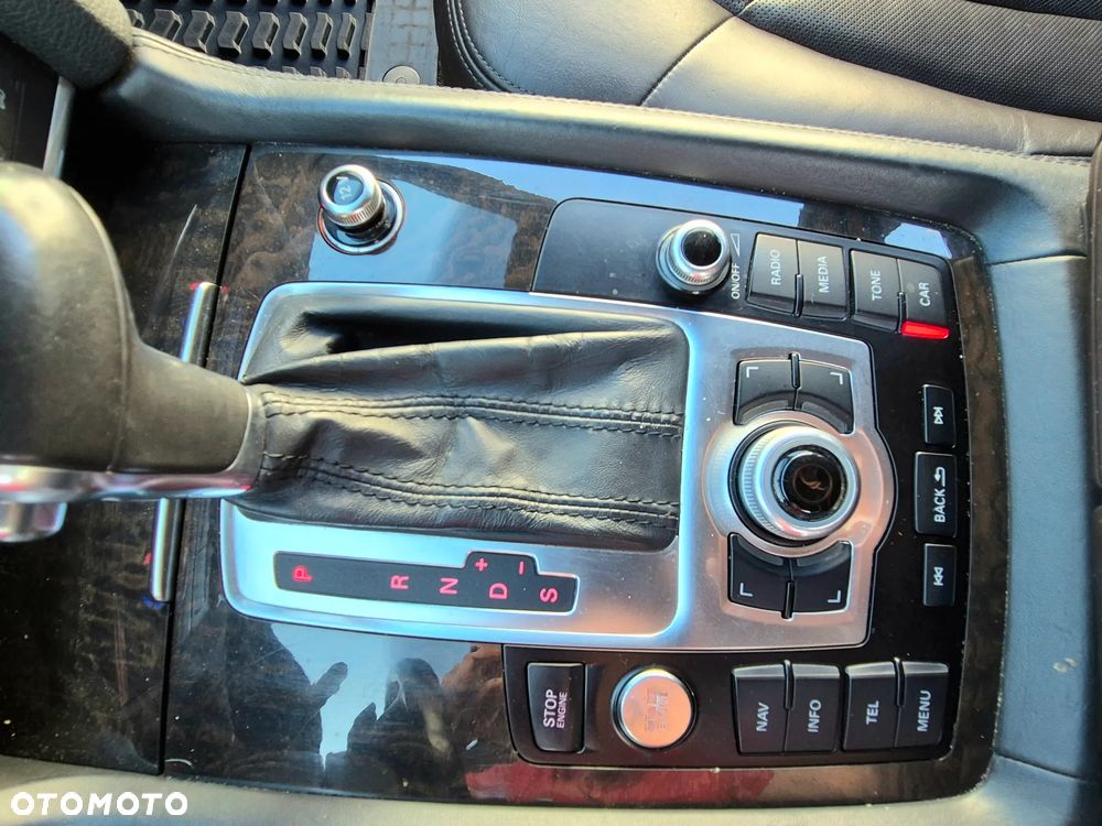 Audi Q7 3.0 TDI DPF clean diesel Quattro Tiptronic - 28