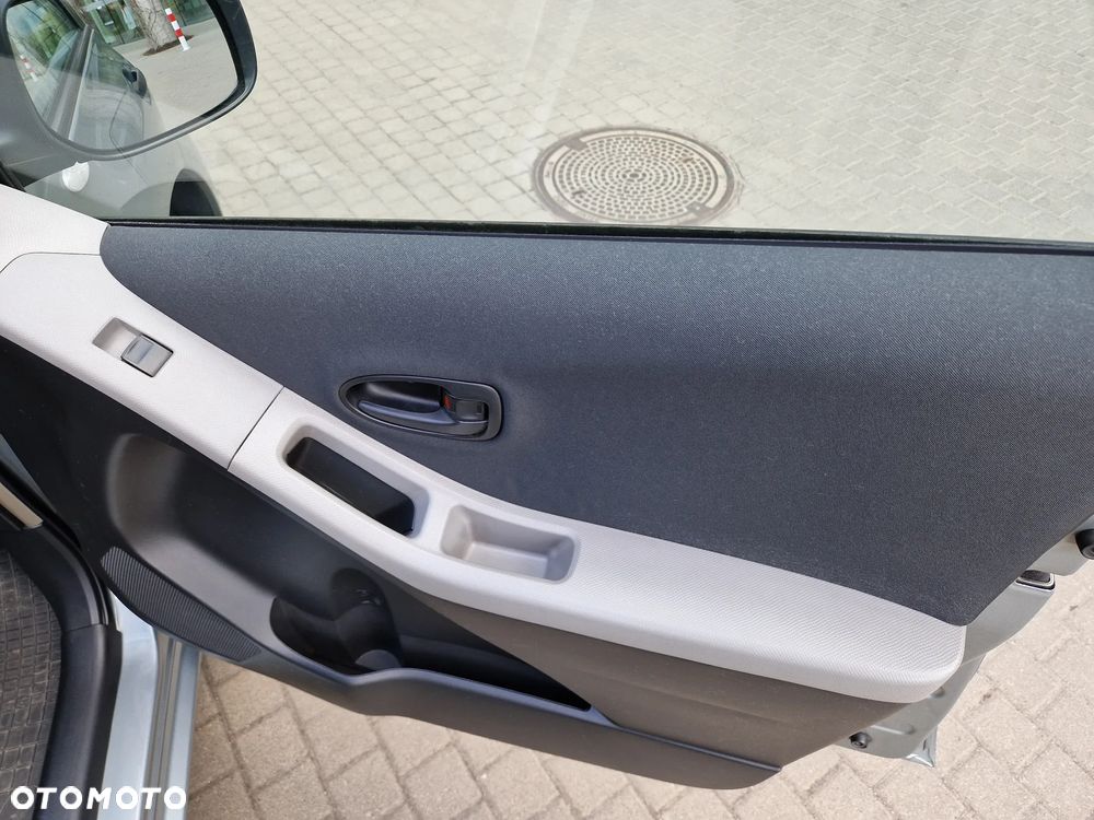 Toyota Yaris 1.0 Terra - 16