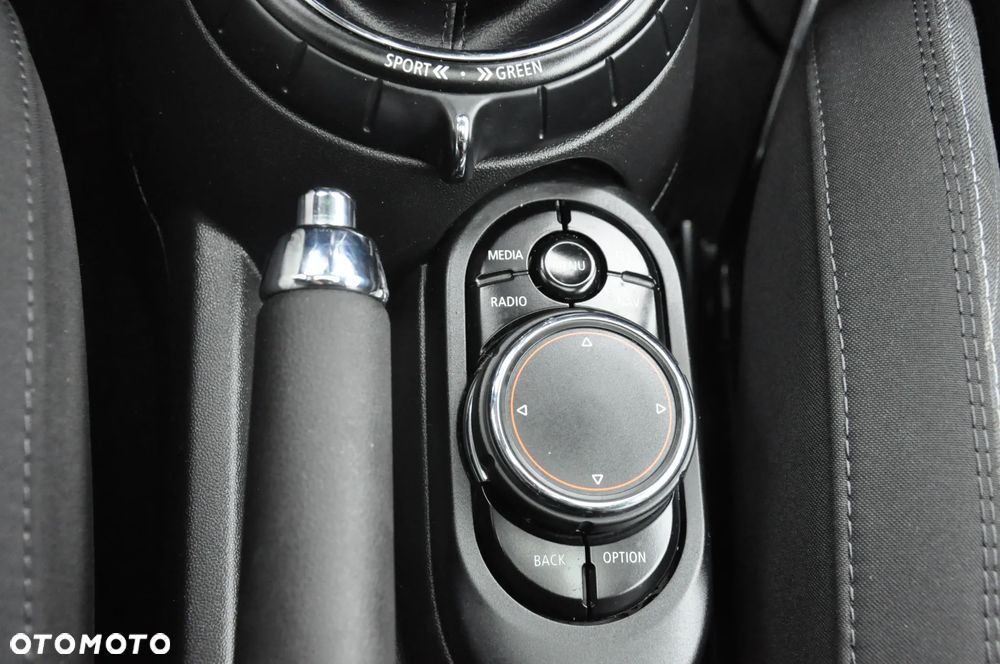 MINI Cooper John Works Trim - 26