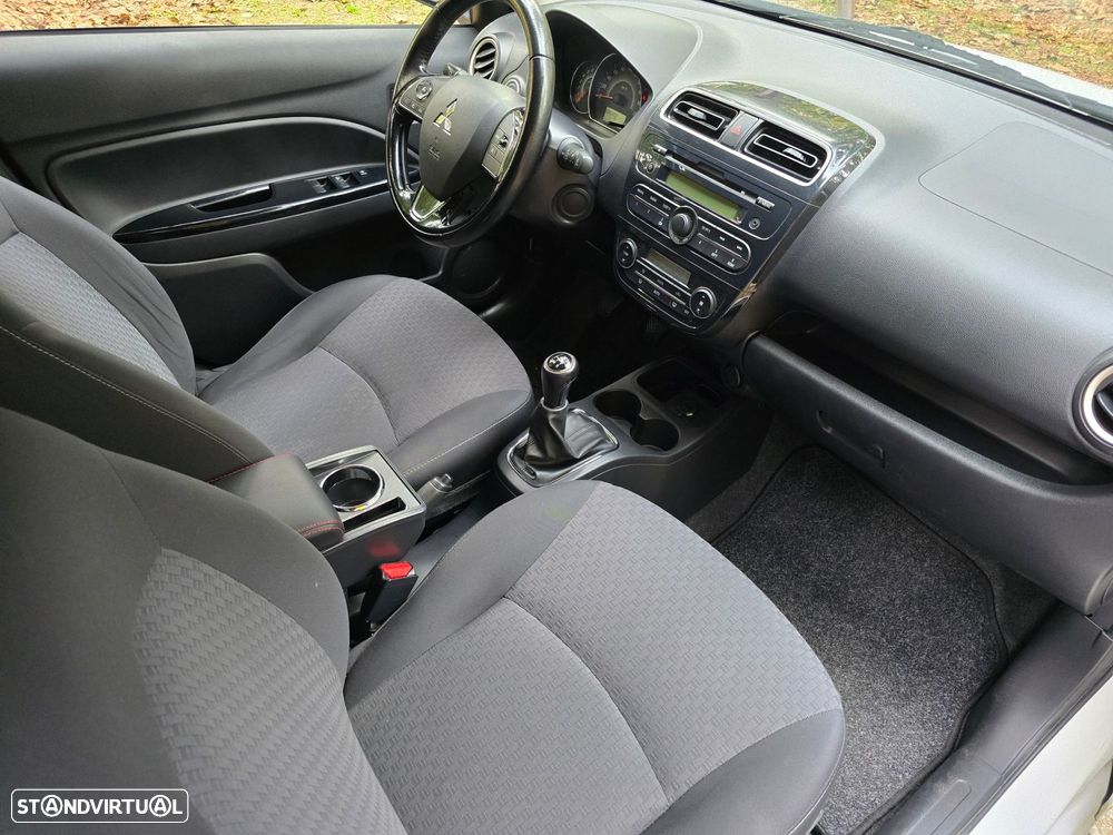 Mitsubishi Space Star 1.2 Intense - 26