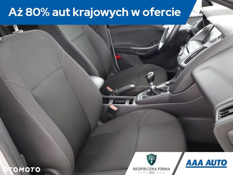 Ford Focus SW - 11
