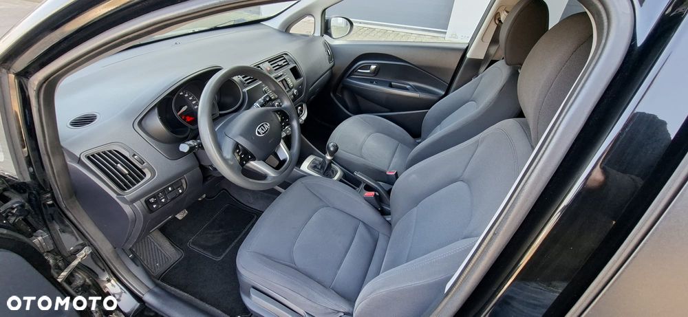 Kia Rio 1.2 Attract - 7