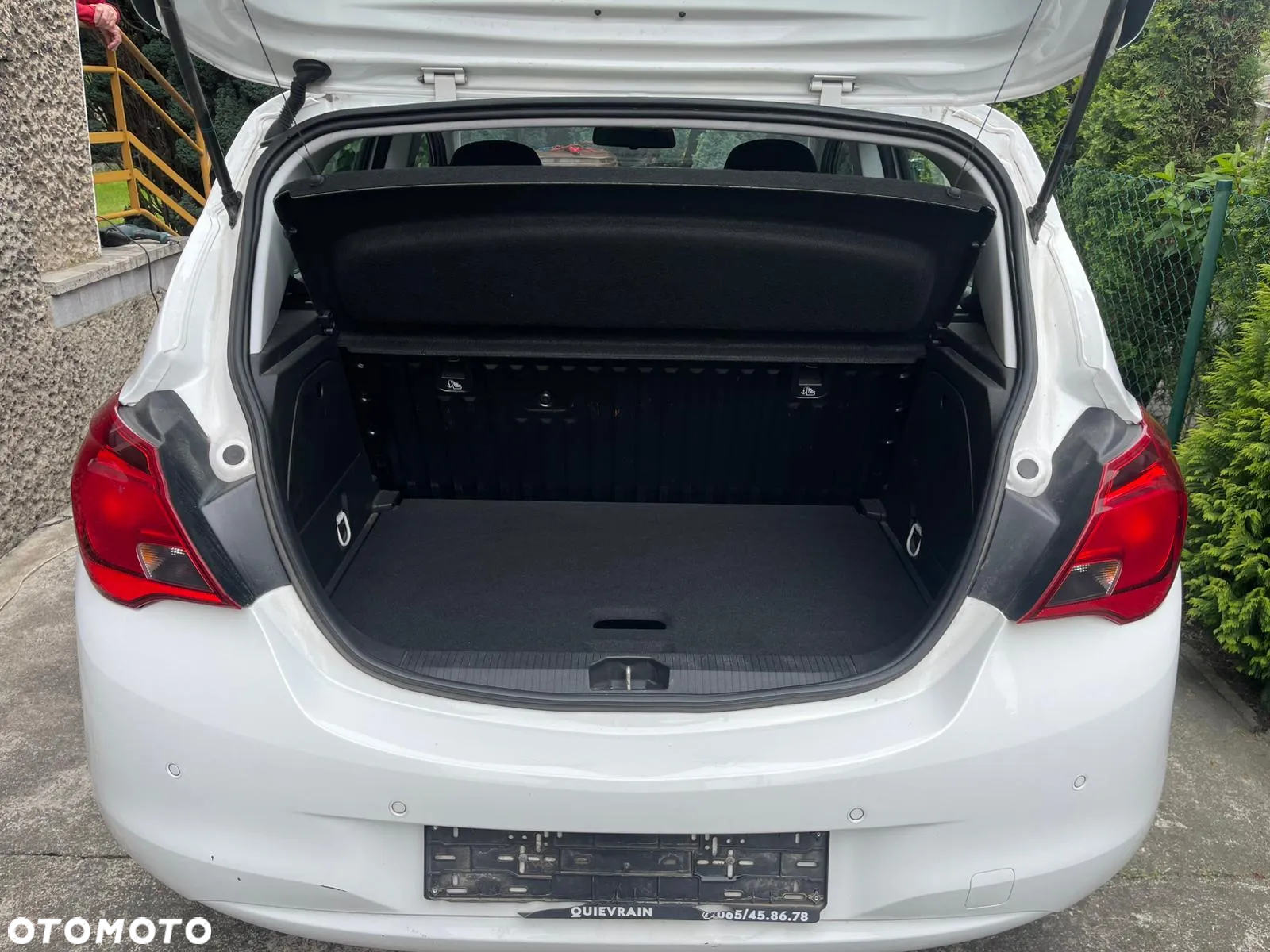 Opel Corsa 1.4 Enjoy - 9