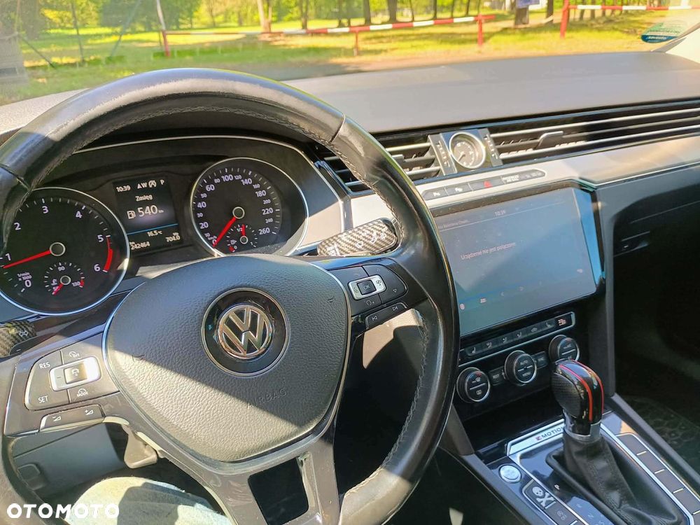 Volkswagen Passat 2.0 TDI SCR (BlueMotion Tech) 4Mot DSG Highline - 9