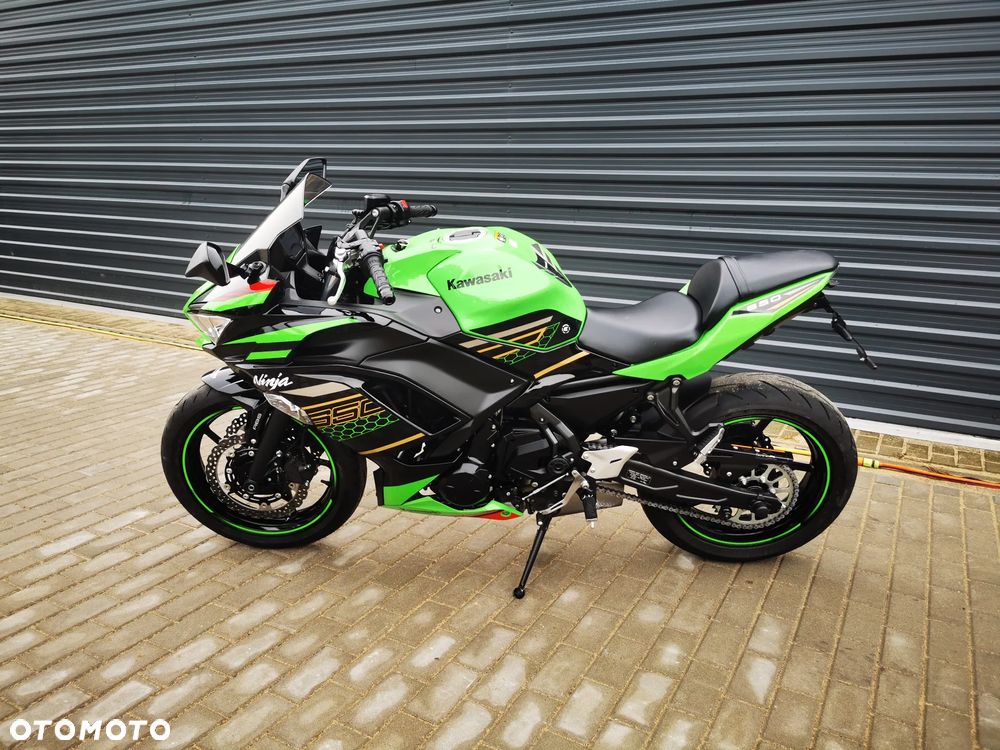Kawasaki Ninja - 2
