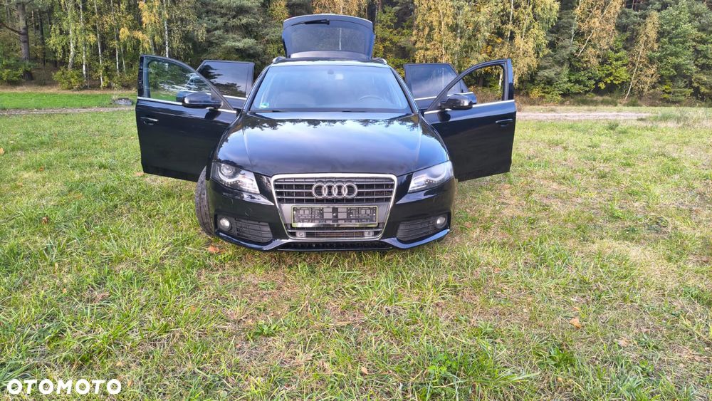 Audi A4 Avant - 31