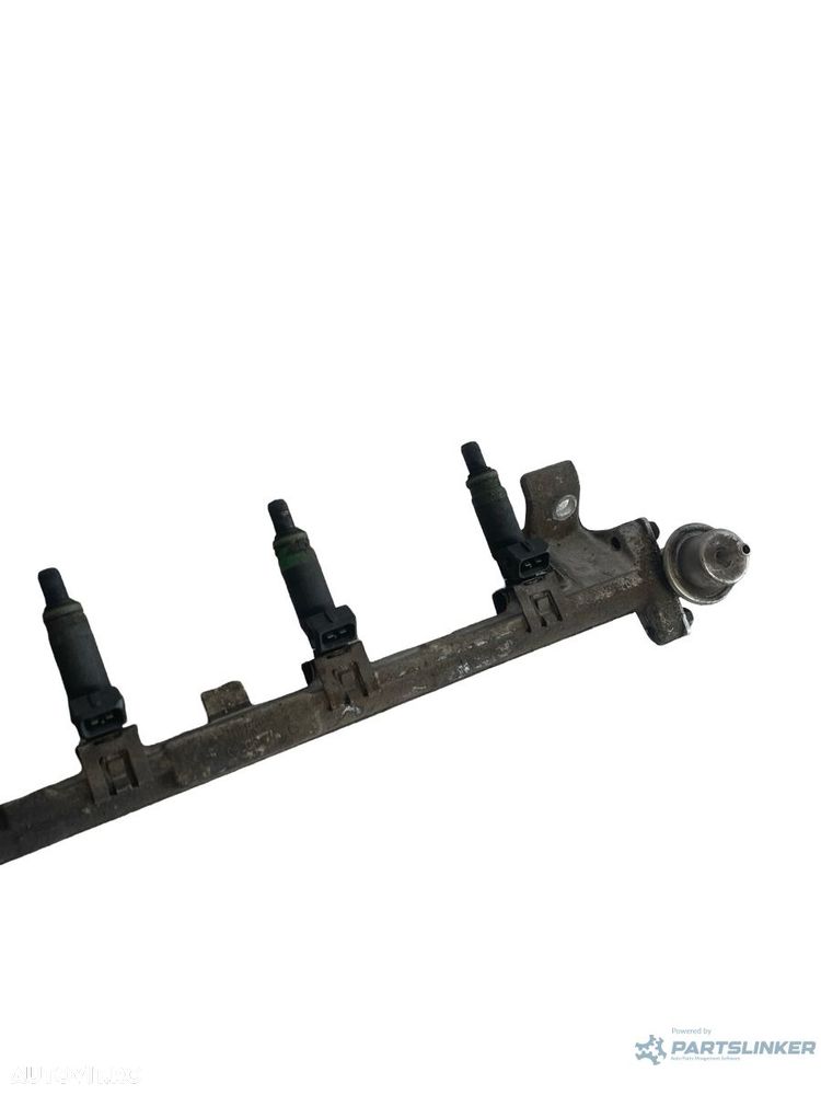 Rampa + injectoare FORD FOCUS Hatchback  DAW, DBW 1998 - 2007 1.6 16V FYDD 9D280-9H847 - 4