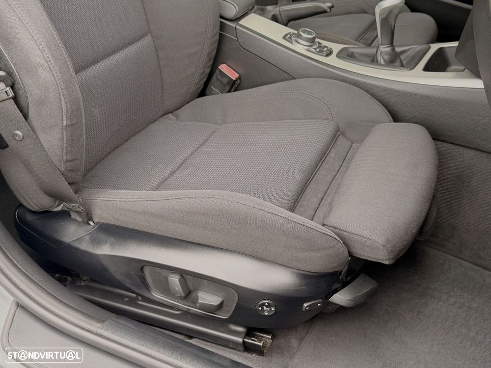BMW 320 d Navigation - 24