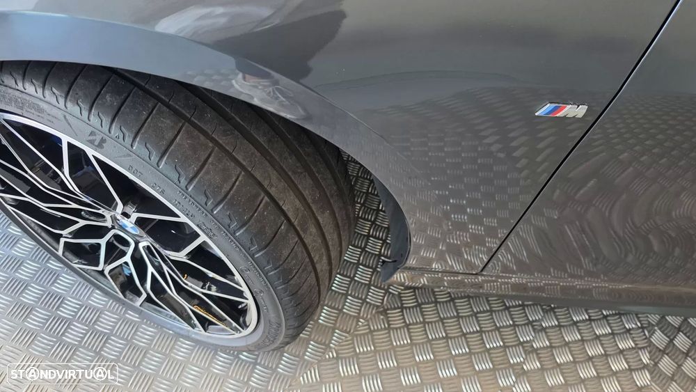 BMW 116 d Pack Desportivo M Auto - 31