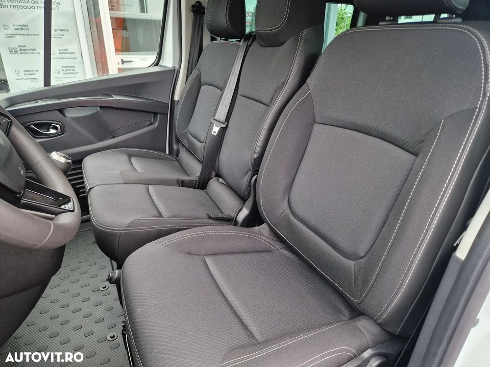 Renault Trafic 2.0 Blue dCi 150 S&S L2 8+1 Zen - 17