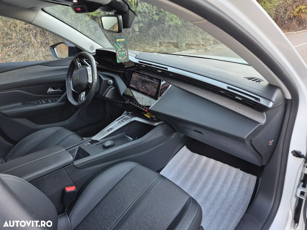 Peugeot 308 SW BlueHDi 130 EAT8 Allure Pack - 11