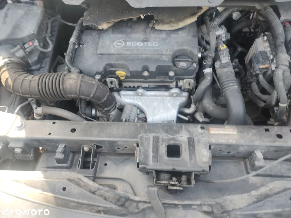 Opel Zafira Tourer 1.4 Turbo Selection - 15