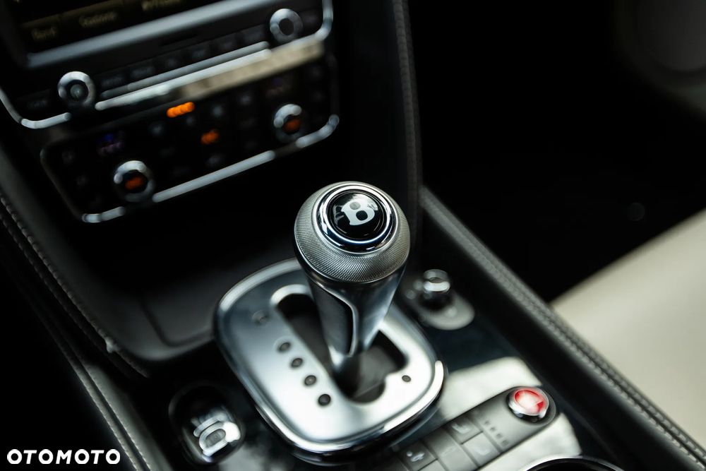 Bentley Continental GT - 28