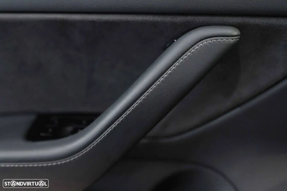 Tesla Model 3 AWD Dual Motor Performance - 9