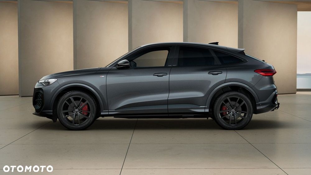 Audi Q5 Sportback - 3