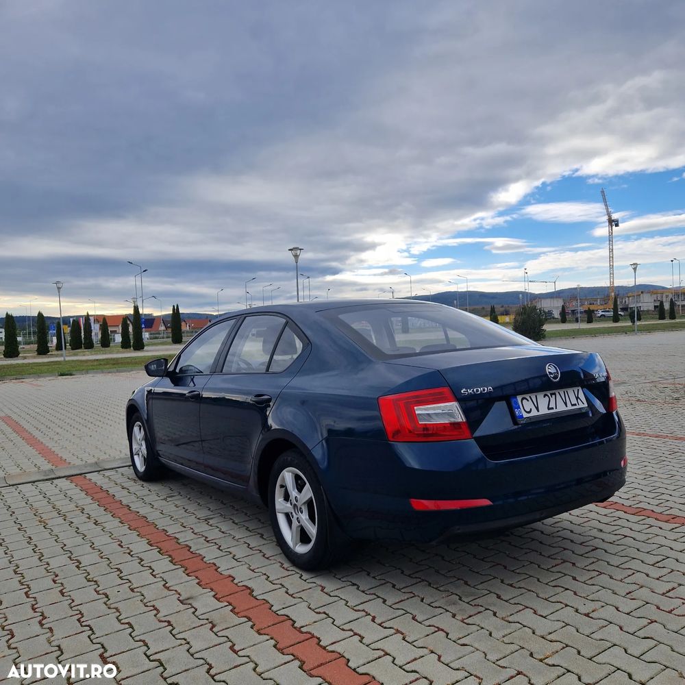 Skoda Octavia - 2