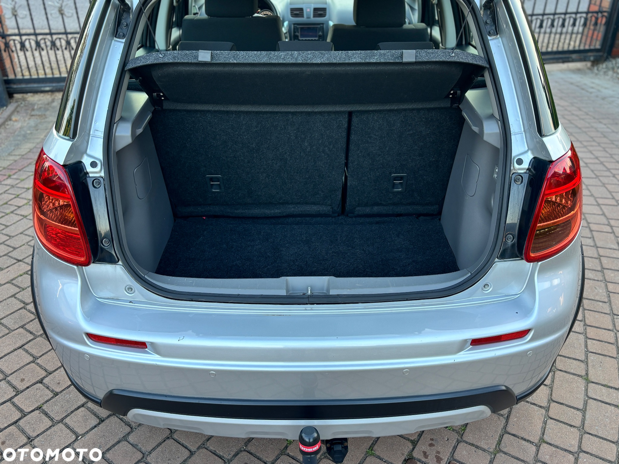 Suzuki SX4 1.6 Comfort Plus - 9