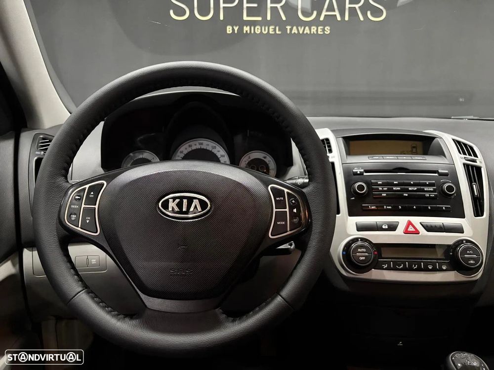 Kia Ceed SW 1.6 CRDi TX - 11