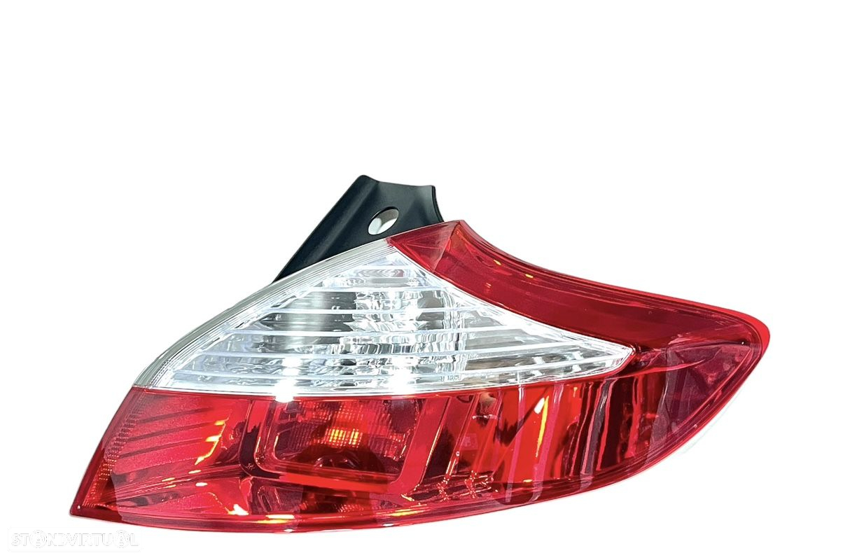Farol Farolim Traseiro Dto Renault Megane 3 III hatchback Novo - 2