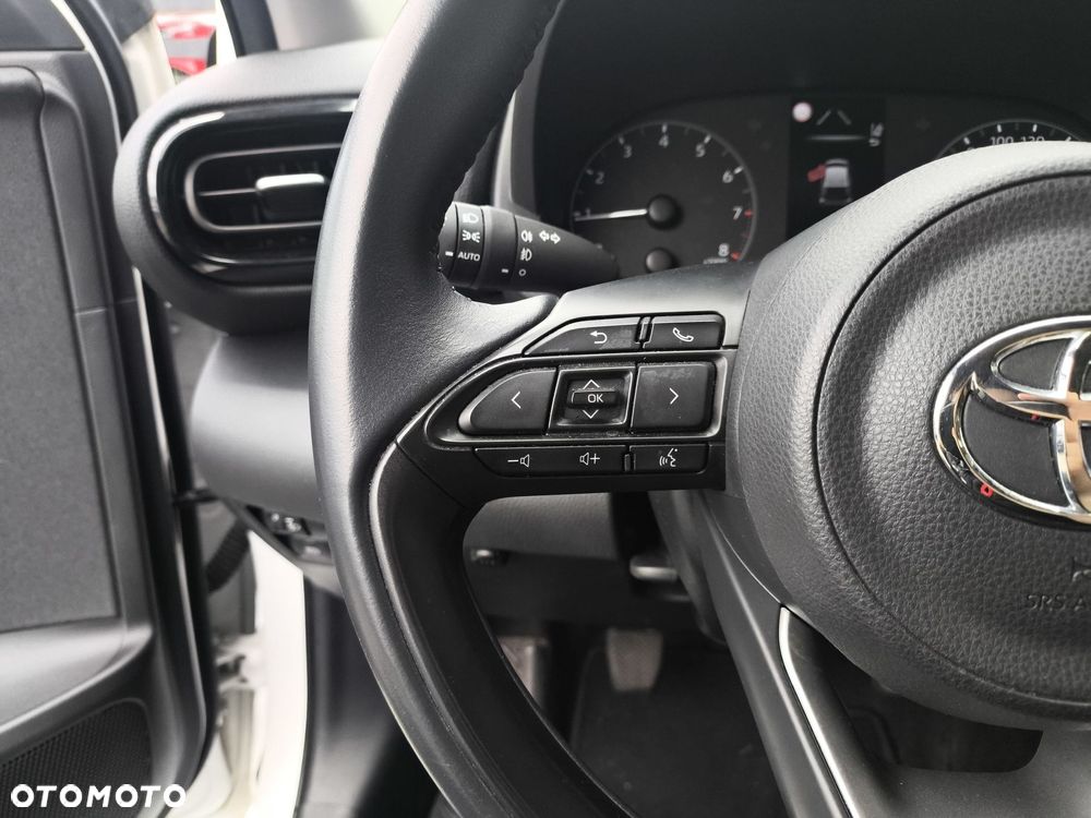 Toyota Yaris - 17