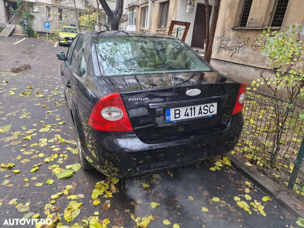 Ford Focus 1.6i Anniversary - 5
