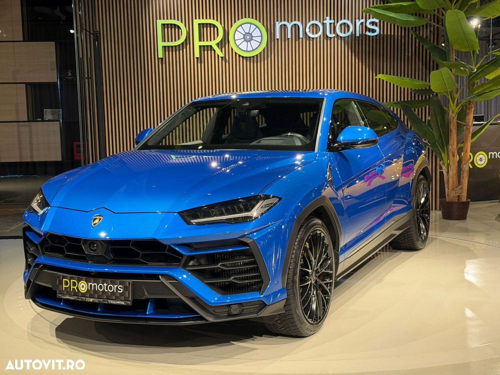 Lamborghini URUS - 12